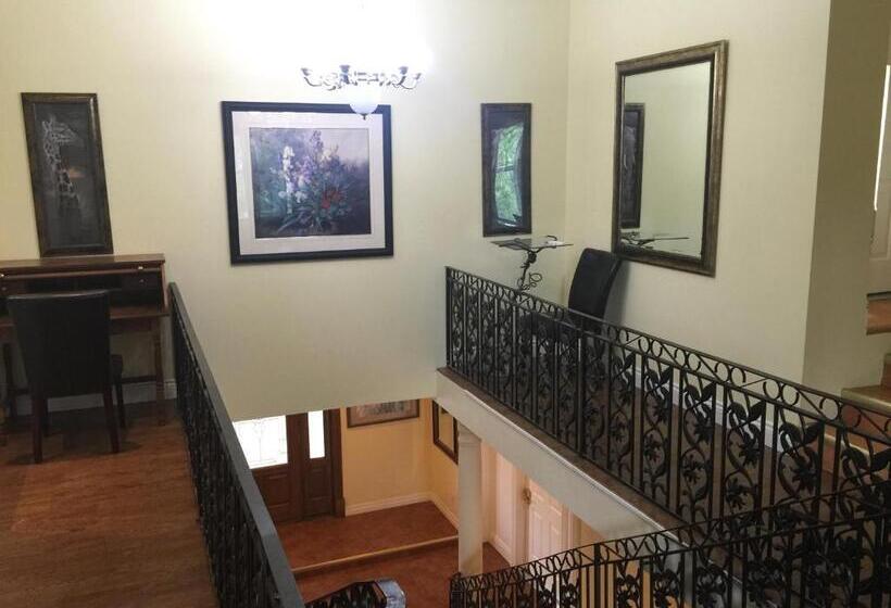 酒店 Grey Rose Suites