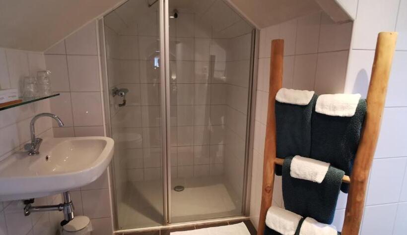 בית מלון כפרי Heere