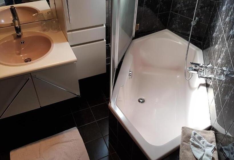 בית מלון כפרי Heere