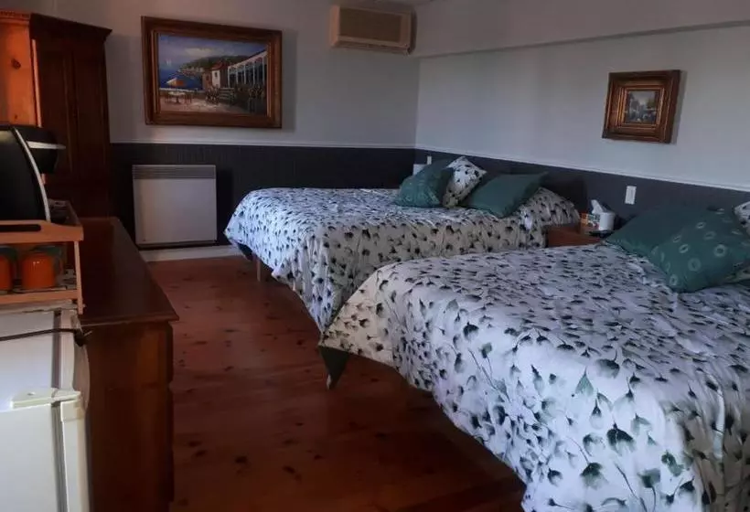 ホテル Hostellerie Du Suroît