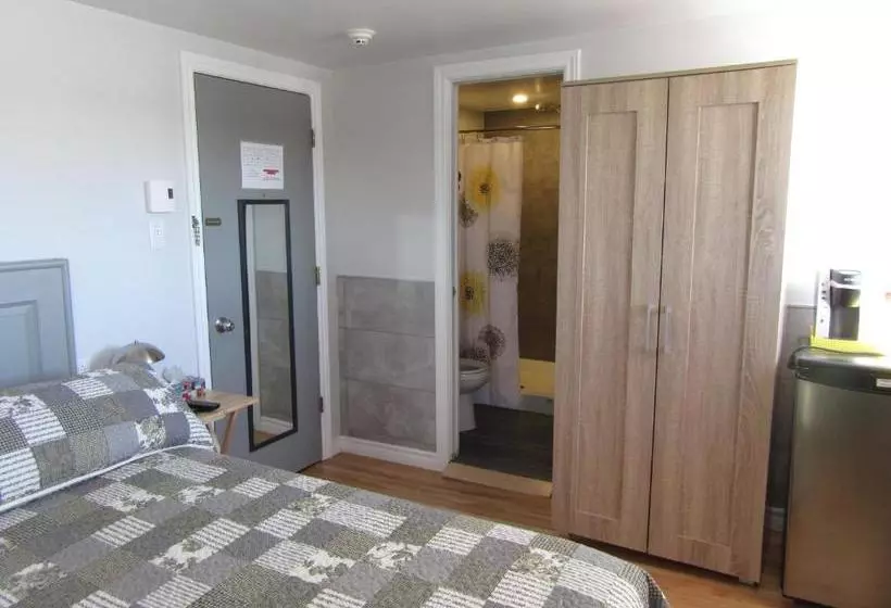 ホテル Hostellerie Du Suroît