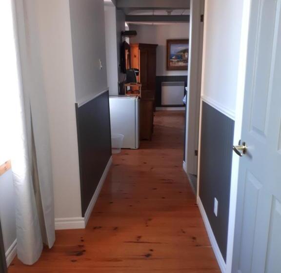 בית מלון כפרי Hostellerie Du Suroît