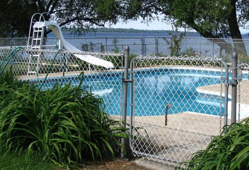 בית מלון כפרי Hostellerie Du Suroît