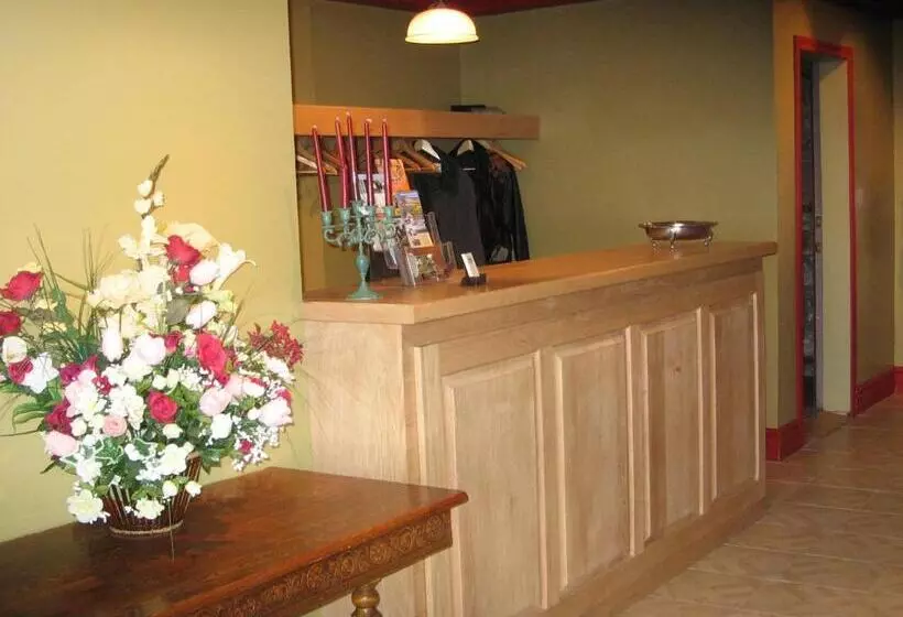 ホテル Hostellerie Du Suroît