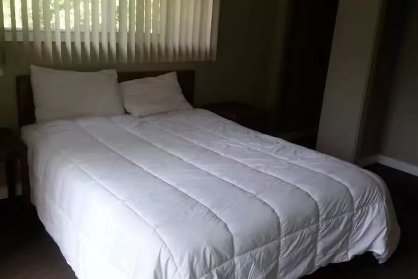 モーテル Clearwater Country Inn