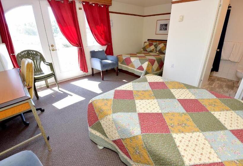 Motel Et Chalets Bo Fleuve Evangeline