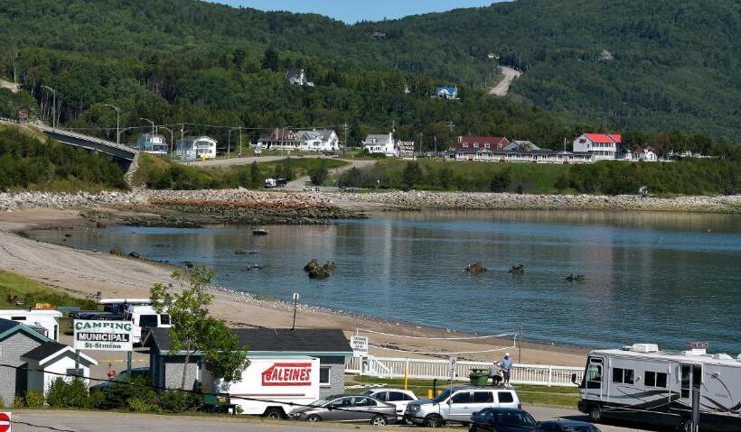 Motel Et Chalets Bo Fleuve Evangeline