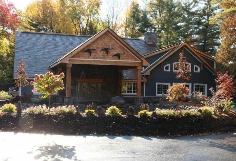 Patterson Kaye Resort On Lake Muskoka