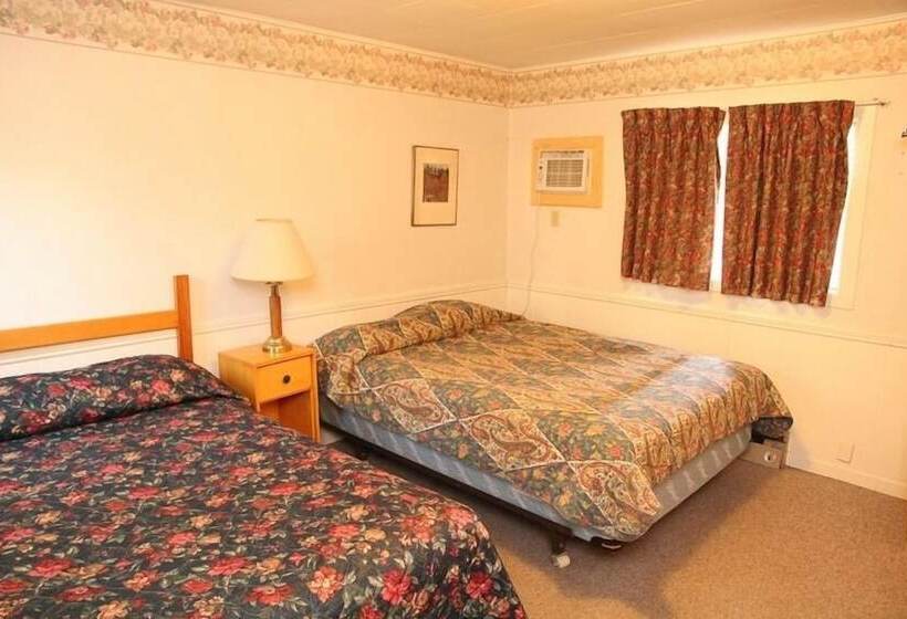 Patterson Kaye Resort On Lake Muskoka