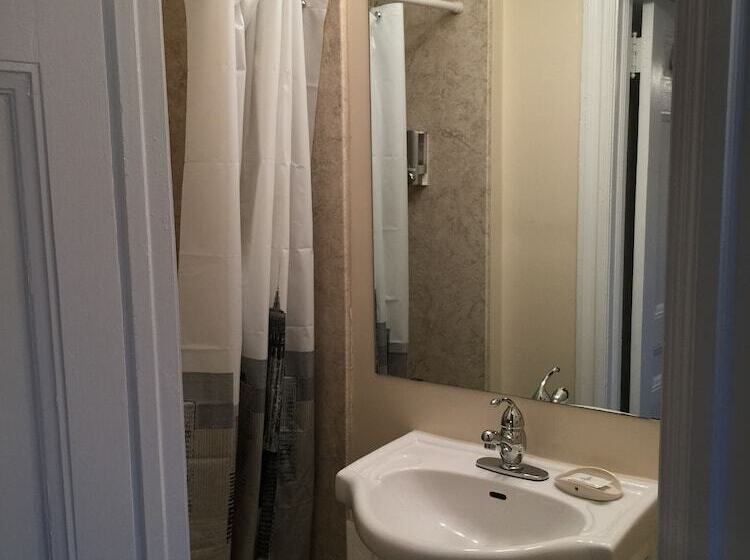 The Century House Bed And Breakfast Ottawa