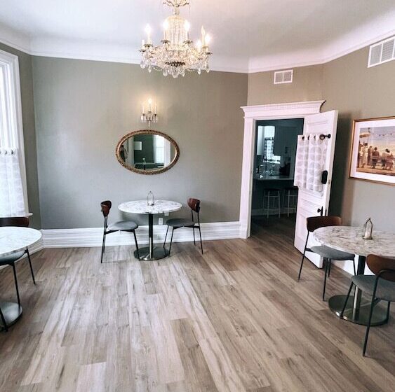 The Century House Bed And Breakfast Ottawa