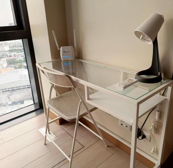 Eastwood Staycation Home With Stunning City View Minimum 2nights Stay