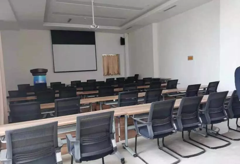 Hanting Hotel Binzhou Bohai 18th Road