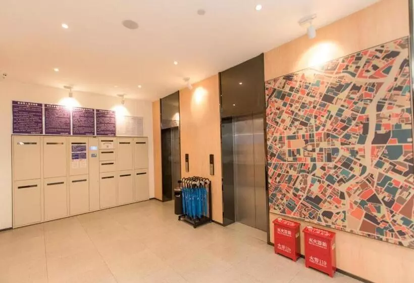 Hanting Hotel Guangyuan Cangxi Binjiang Road