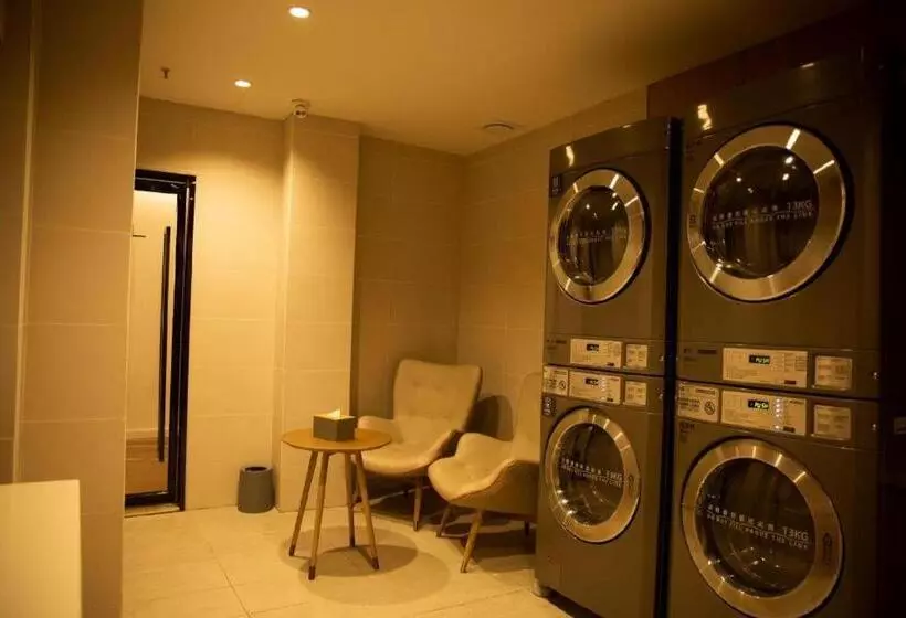 Hanting Hotel Ordos Yijinholoqi Wenming Road