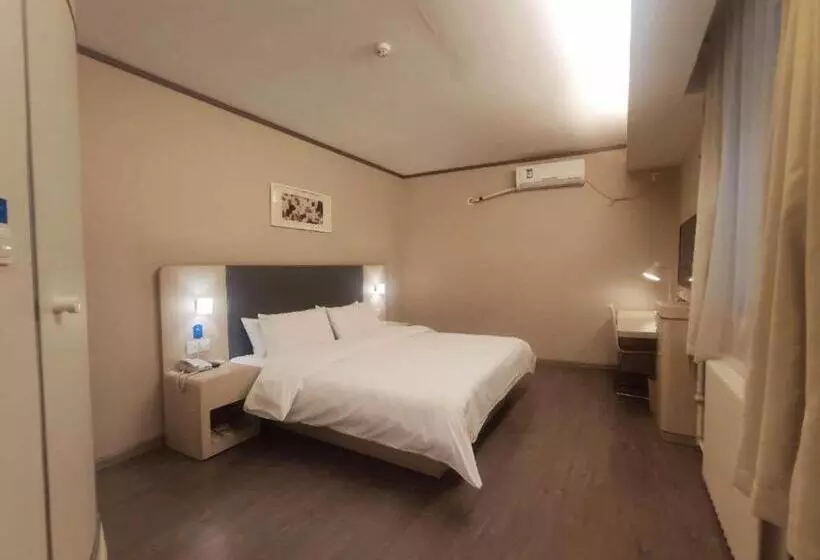 Hanting Hotel Qingdao Wanxiang City