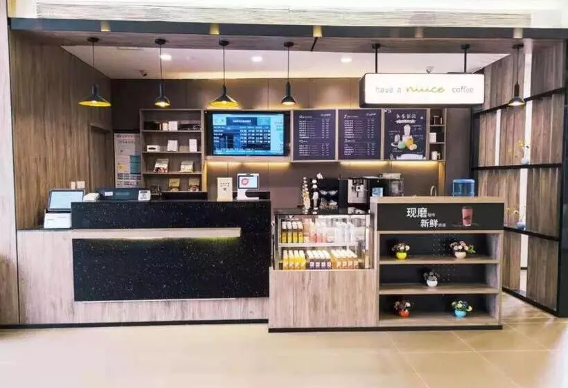 Hanting Hotel Qingdao Wanxiang City