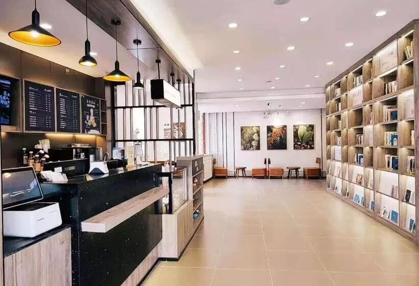 Hanting Hotel Qingdao Wanxiang City