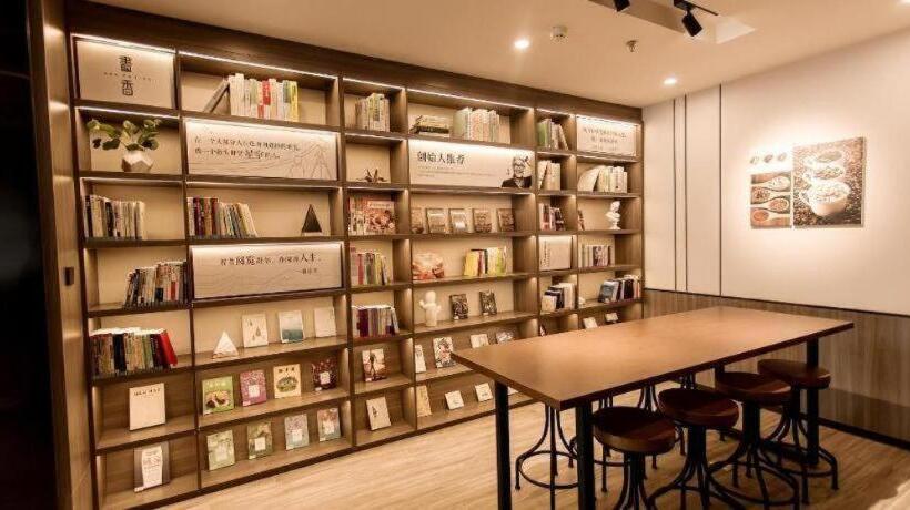 Hanting Hotel Xuchang Caowei Gucheng