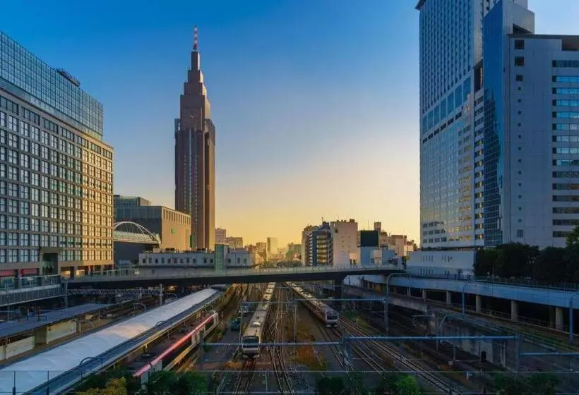 هتل Lien Nishi Shinjuku