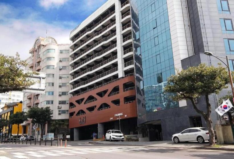 فندق The Artstay Seogwipo Harbor