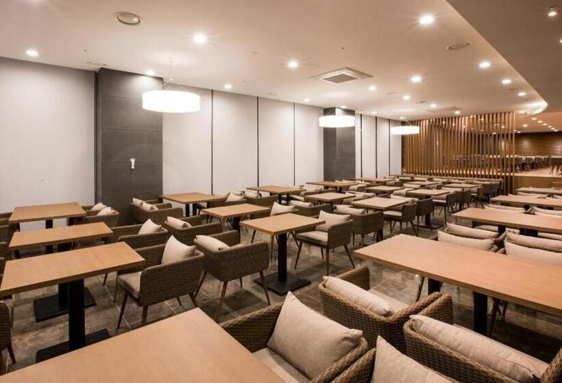 فندق The Artstay Seogwipo Harbor