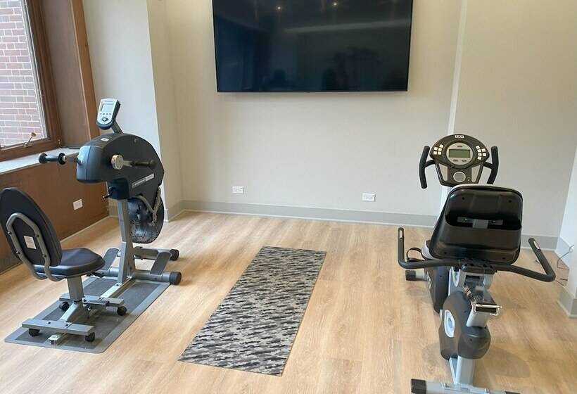 هتل The Gem Museum Suites