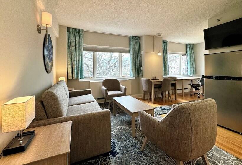 هتل The Gem Museum Suites