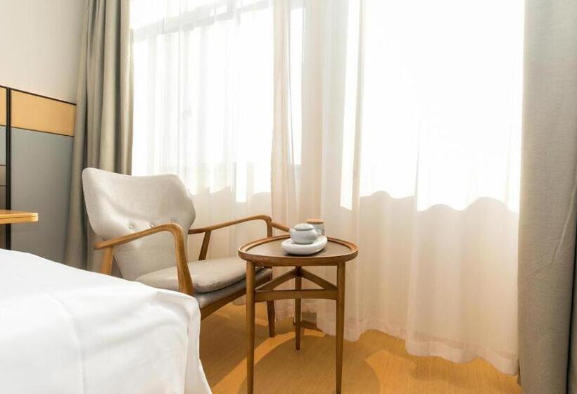 Ji Hotel Huaian Zhou Enlai Memorial Hall