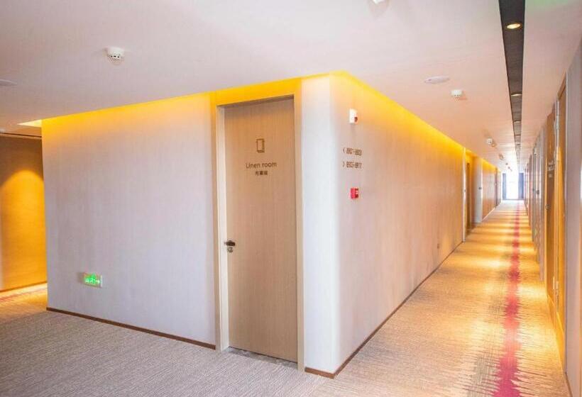 Lavande Hotel Xuzhou Tongshan Wanda Plaza