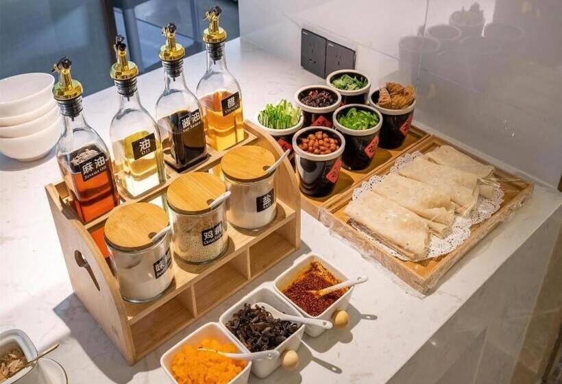 Lavande Hotel Xuzhou Tongshan Wanda Plaza