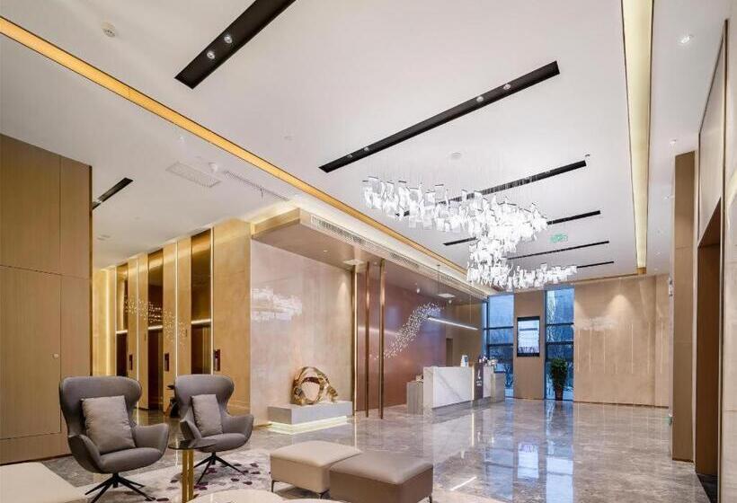 Lavande Hotel Xuzhou Tongshan Wanda Plaza