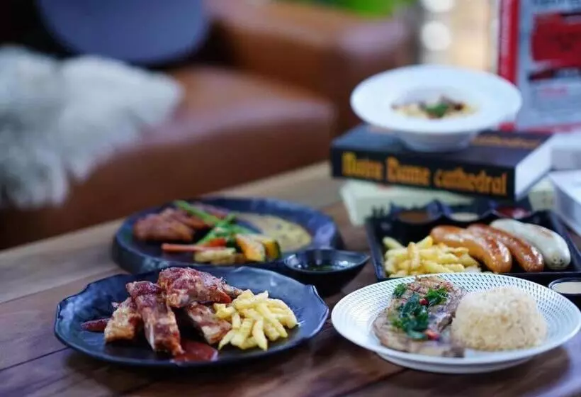 Letana Hotel Samuprakarn