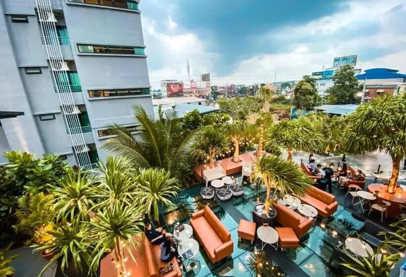 Letana Hotel Samuprakarn