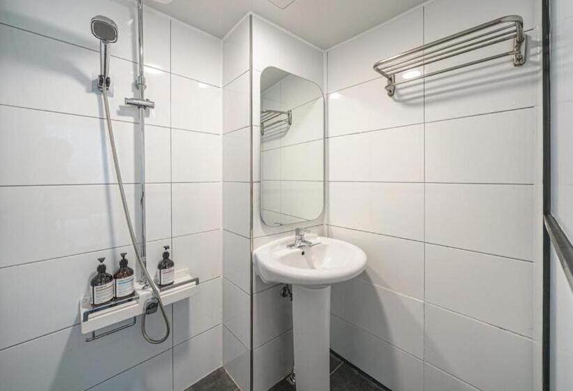 Number25hotel Dongam Station