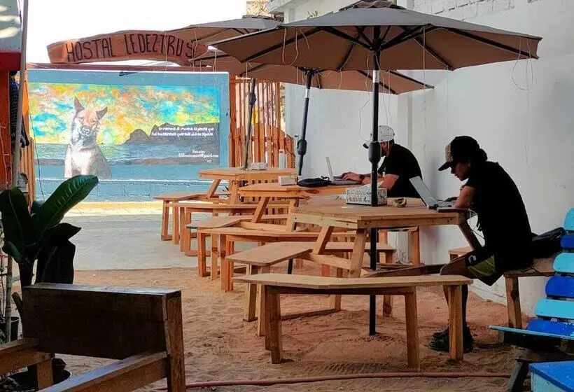 Majatalo Hostal Ledeztrus