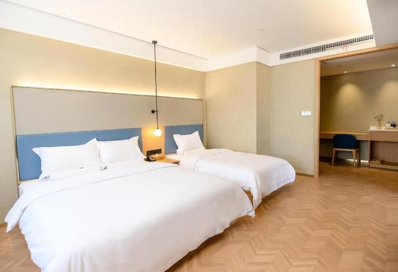 Starway Hotel Rudong Times Square