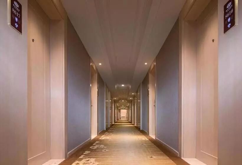 Vienna Hotel Kunming Dian Lake Wanda Plaza