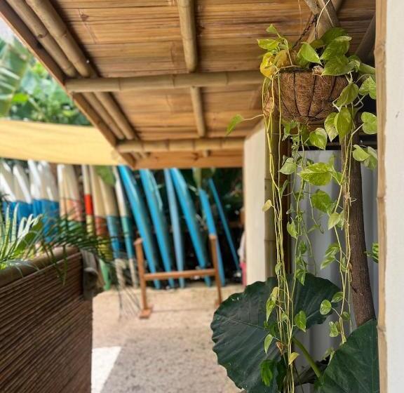 هاستل Dream Surf House Santa Teresa