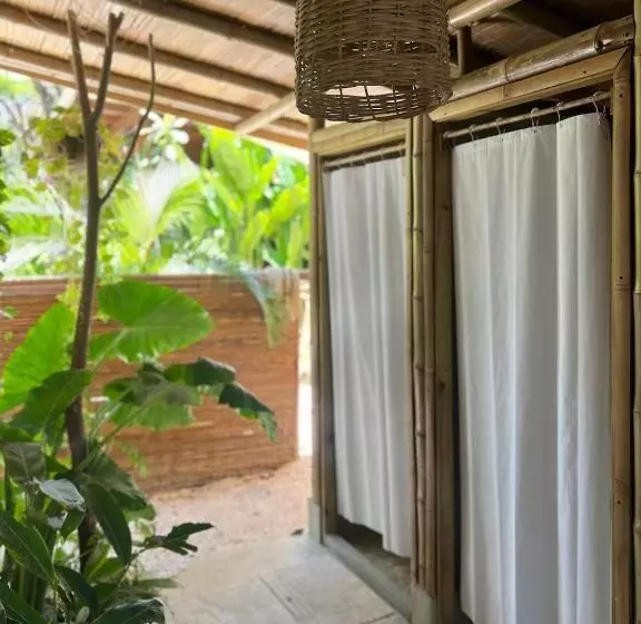 Retkeilymaja Dream Surf House Santa Teresa