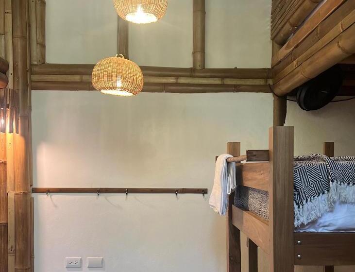 هاستل Dream Surf House Santa Teresa