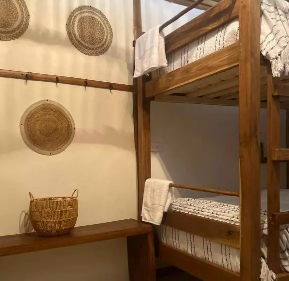 Retkeilymaja Dream Surf House Santa Teresa