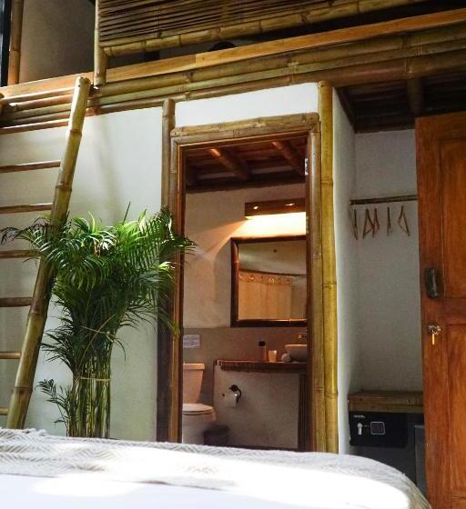 هاستل Dream Surf House Santa Teresa