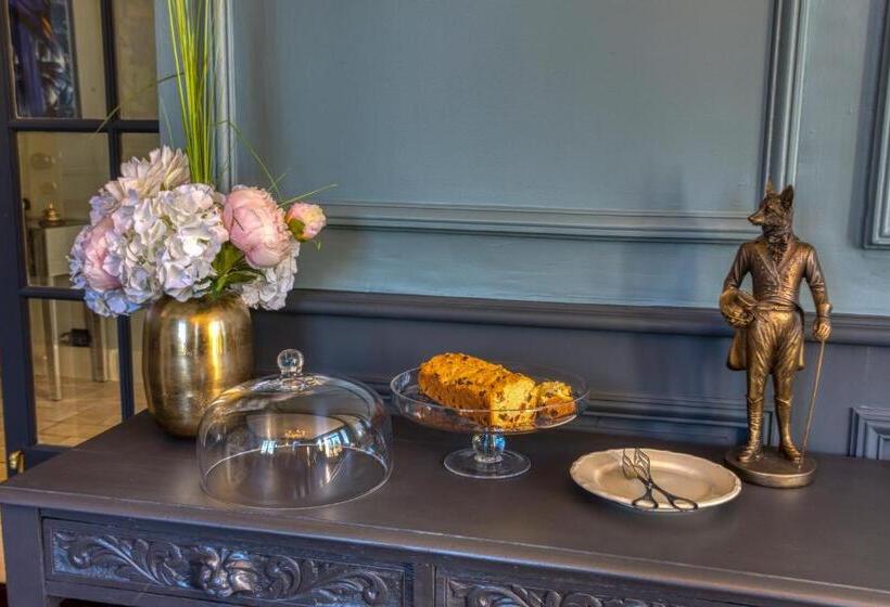 تختخواب و صبحانه Manoir Majoral