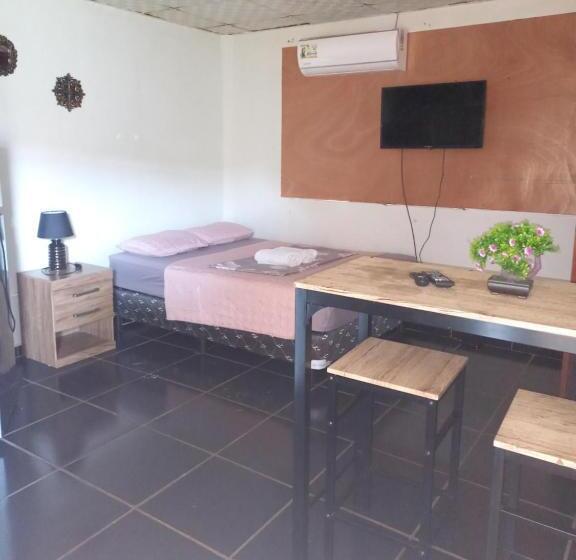 Apartahotel Los Cactus