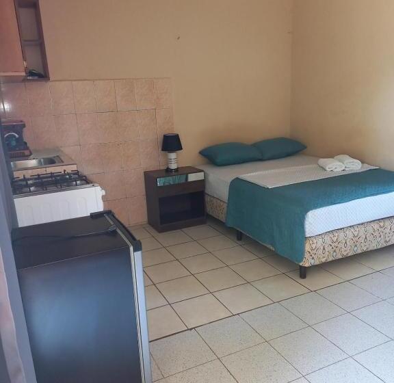 Apartahotel Los Cactus