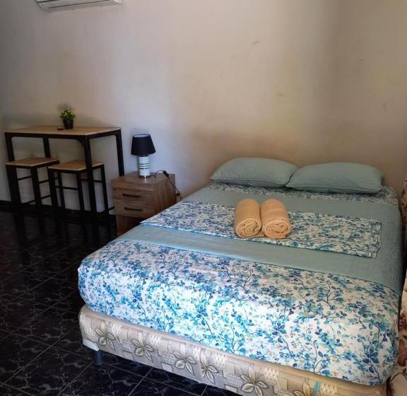 Apartahotel Los Cactus