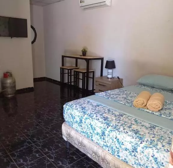 Apartahotel Los Cactus