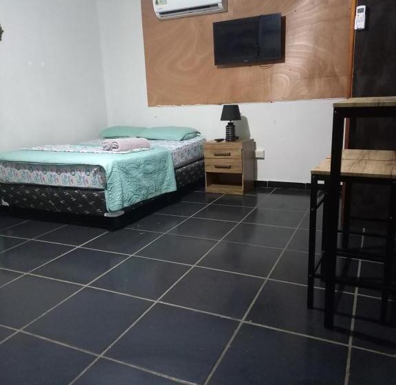 Apartahotel Los Cactus