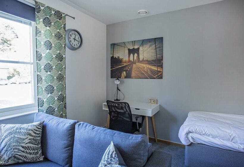 Otel Forenom Hostel Gothenburg Säve